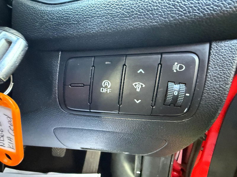 Kia ProCeed 1.6 GDi 2 Hatchback 3dr Petrol Manual Euro 6 (s/s) (133 bhp) 3dr Manual 2025