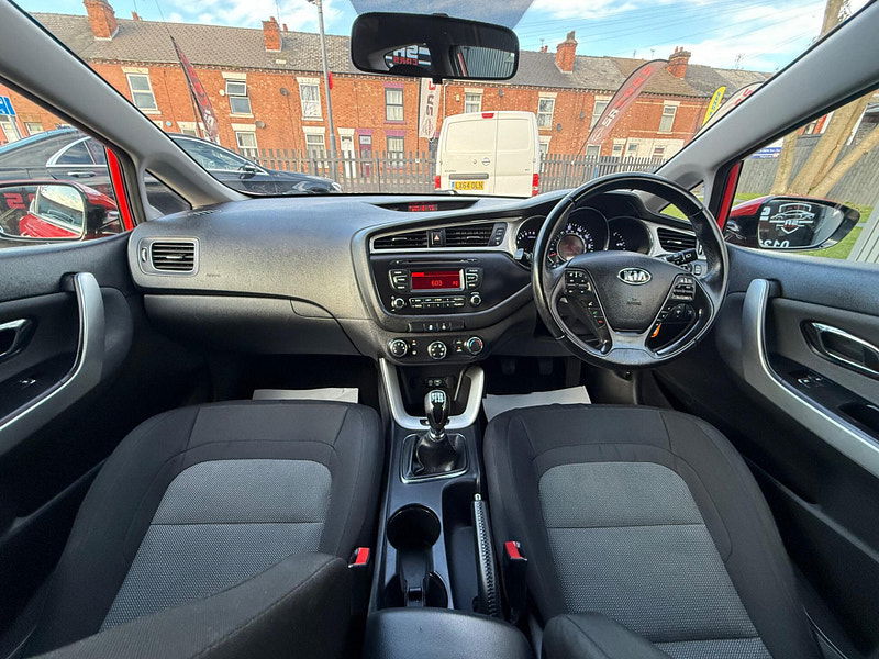 Kia ProCeed 1.6 GDi 2 Hatchback 3dr Petrol Manual Euro 6 (s/s) (133 bhp) 3dr Manual 2025