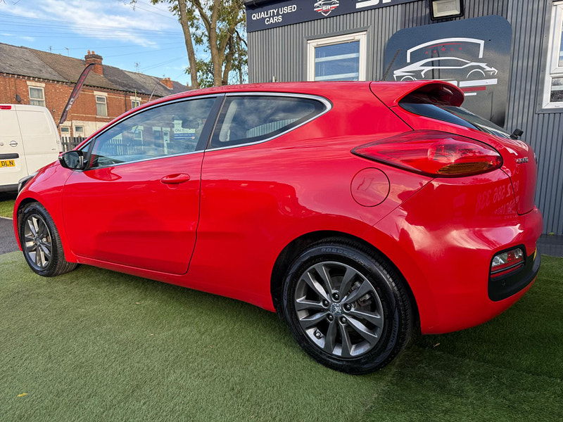 Kia ProCeed 1.6 GDi 2 Hatchback 3dr Petrol Manual Euro 6 (s/s) (133 bhp) 3dr Manual 2025