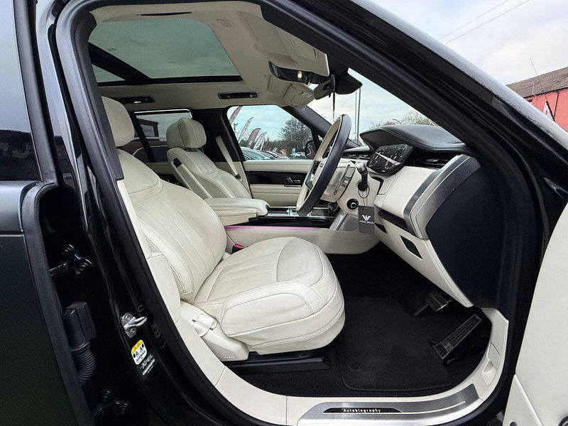 Land Rover Range Rover 3.0 D350 MHEV Autobiography SUV 5dr Diesel Auto 4WD Euro 6 (s/s) (350 ps) 5dr Automatic 2025