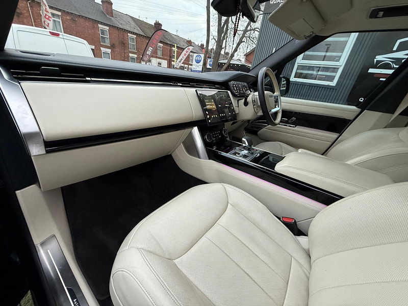 Land Rover Range Rover 3.0 D350 MHEV Autobiography SUV 5dr Diesel Auto 4WD Euro 6 (s/s) (350 ps) 5dr Automatic 2025