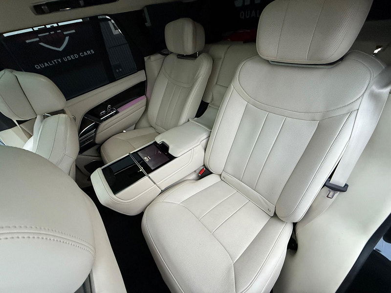 Land Rover Range Rover 3.0 D350 MHEV Autobiography SUV 5dr Diesel Auto 4WD Euro 6 (s/s) (350 ps) 5dr Automatic 2025