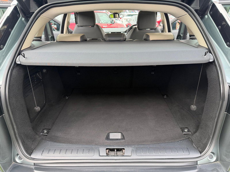 Land Rover Range Rover Evoque 2.0 TD4 SE Tech SUV 5dr Diesel Auto 4WD Euro 6 (s/s) (180 ps) 5dr Automatic 2026