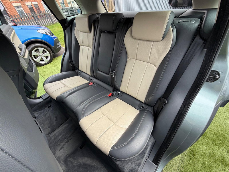 Land Rover Range Rover Evoque 2.0 TD4 SE Tech SUV 5dr Diesel Auto 4WD Euro 6 (s/s) (180 ps) 5dr Automatic 2026