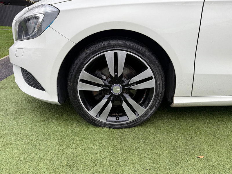 Mercedes-Benz A Class 1.8 A200 CDI Sport Hatchback 5dr Diesel 7G-DCT Euro 5 (s/s) (136 ps) 5dr Automatic 2025