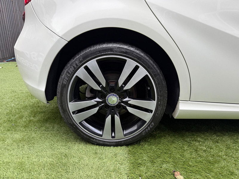 Mercedes-Benz A Class 1.8 A200 CDI Sport Hatchback 5dr Diesel 7G-DCT Euro 5 (s/s) (136 ps) 5dr Automatic 2025