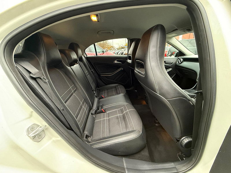 Mercedes-Benz A Class 1.8 A200 CDI Sport Hatchback 5dr Diesel 7G-DCT Euro 5 (s/s) (136 ps) 5dr Automatic 2025