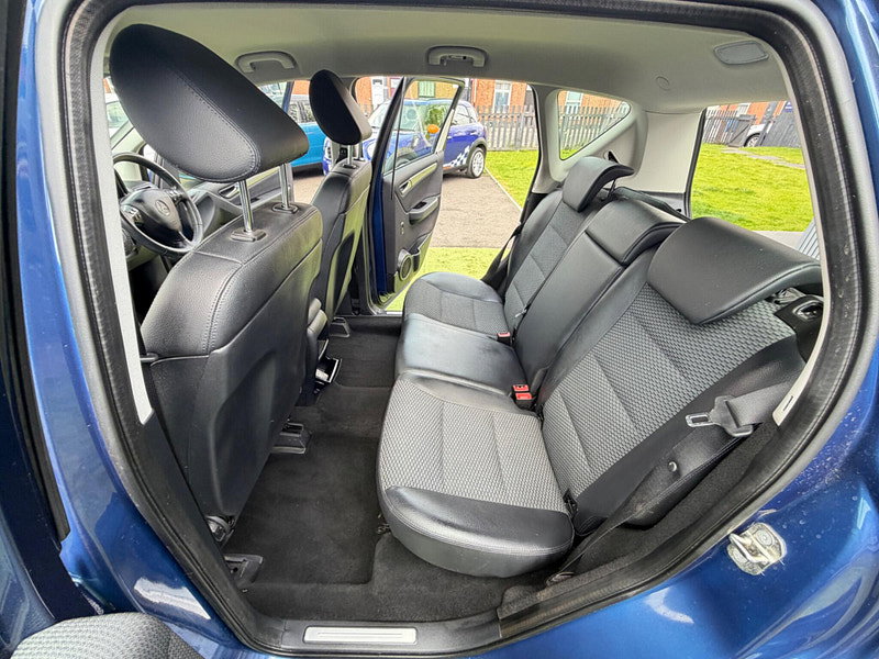 Mercedes-Benz A Class 2.0 A180 CDI Avantgarde SE Hatchback 5dr Diesel CVT (144 g/km, 109 bhp) 5dr Automatic 2026