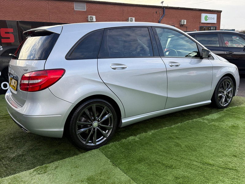 Mercedes-Benz B Class 1.5 B180 CDI Sport MPV 5dr Diesel Manual Euro 5 (s/s) (109 ps) 5dr Manual 2025