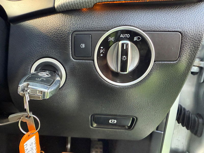 Mercedes-Benz B Class 1.5 B180 CDI Sport MPV 5dr Diesel Manual Euro 5 (s/s) (109 ps) 5dr Manual 2025