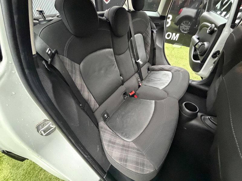 MINI Hatch 1.5 Cooper D Hatchback 5dr Diesel Manual Euro 6 (s/s) (116 ps) 5dr Manual 2026