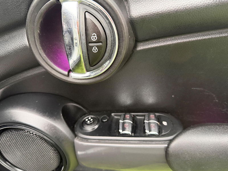 MINI Hatch 1.5 Cooper D Hatchback 5dr Diesel Manual Euro 6 (s/s) (116 ps) 5dr Manual 2026