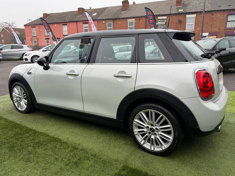 MINI Hatch 1.5 Cooper D Hatchback 5dr Diesel Manual Euro 6 (s/s) (116 ps) 5dr Manual 2026