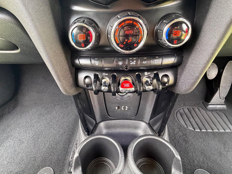 MINI Hatch 1.5 One D Hatchback 3dr Diesel Manual Euro 6 (s/s) (95 ps) 3dr Manual 2026