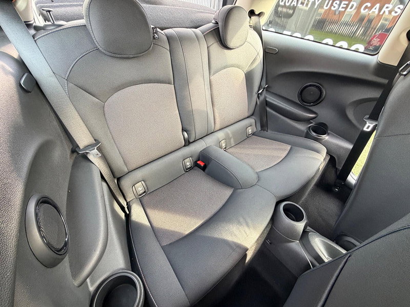 MINI Hatch 1.5 One D Hatchback 3dr Diesel Manual Euro 6 (s/s) (95 ps) 3dr Manual 2026