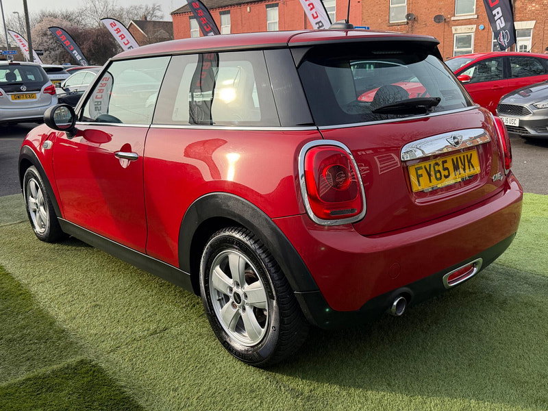 MINI Hatch 1.5 One D Hatchback 3dr Diesel Manual Euro 6 (s/s) (95 ps) 3dr Manual 2026