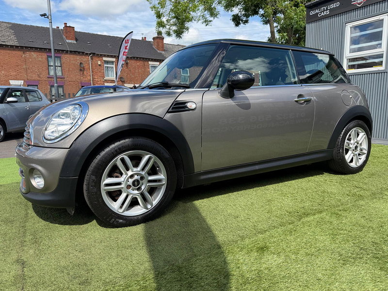 MINI Hatch 1.6 Cooper Hatchback 3dr Petrol Manual Euro 5 (s/s) (122 ps) 3dr Manual 2026