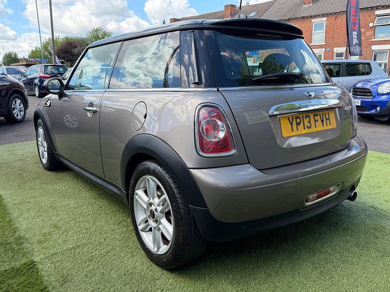 MINI Hatch 1.6 Cooper Hatchback 3dr Petrol Manual Euro 5 (s/s) (122 ps) 3dr Manual 2026