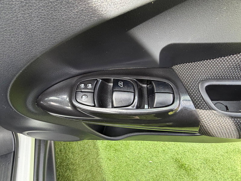 Nissan Juke 1.2 DIG-T N-Connecta SUV 5dr Petrol Manual Euro 6 (s/s) (115 ps) 5dr Manual 2026