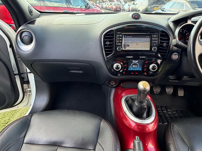 Nissan Juke 1.6 Tekna SUV 5dr Petrol Manual Euro 5 (s/s) (117 ps) 5dr Manual 2026