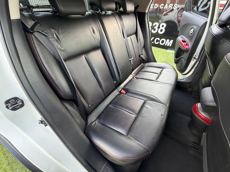 Nissan Juke 1.6 Tekna SUV 5dr Petrol Manual Euro 5 (s/s) (117 ps) 5dr Manual 2026