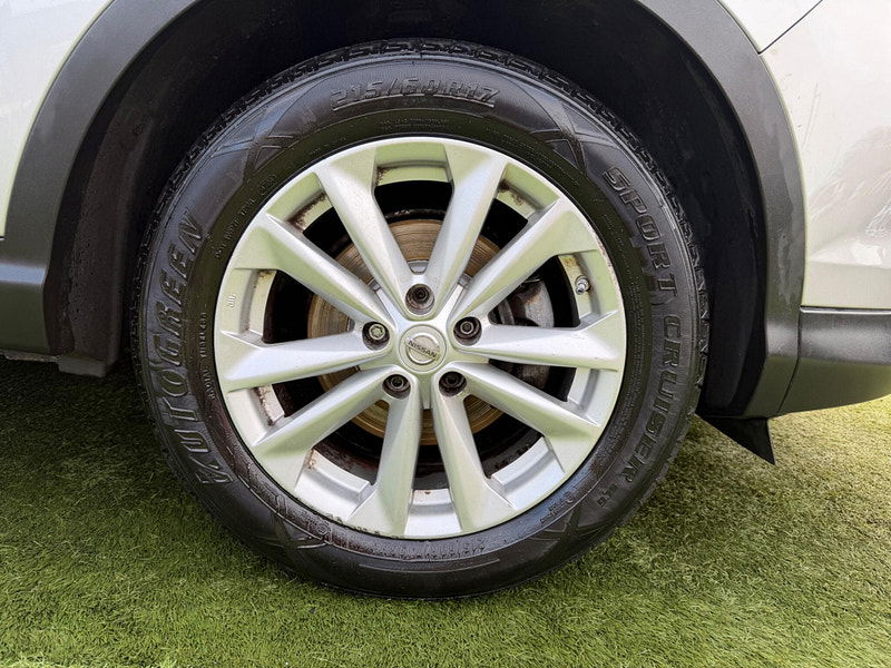 Nissan Qashqai 1.2 DIG-T Acenta Premium SUV 5dr Petrol Manual 2WD Euro 5 (s/s) (115 ps) 5dr Manual 2026