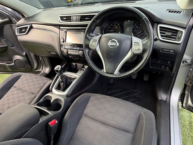 Nissan Qashqai 1.2 DIG-T Acenta Premium SUV 5dr Petrol Manual 2WD Euro 5 (s/s) (115 ps) 5dr Manual 2026