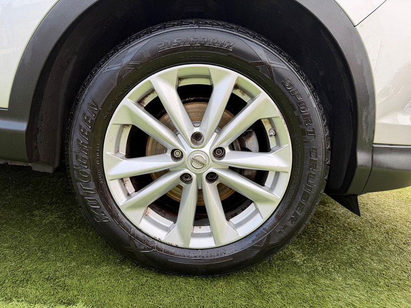 Nissan Qashqai 1.2 DIG-T Acenta Premium SUV 5dr Petrol Manual 2WD Euro 5 (s/s) (115 ps) 5dr Manual 2026