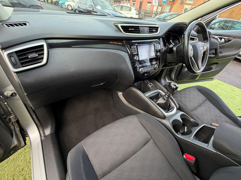 Nissan Qashqai 1.2 DIG-T Acenta Premium SUV 5dr Petrol Manual 2WD Euro 5 (s/s) (115 ps) 5dr Manual 2026