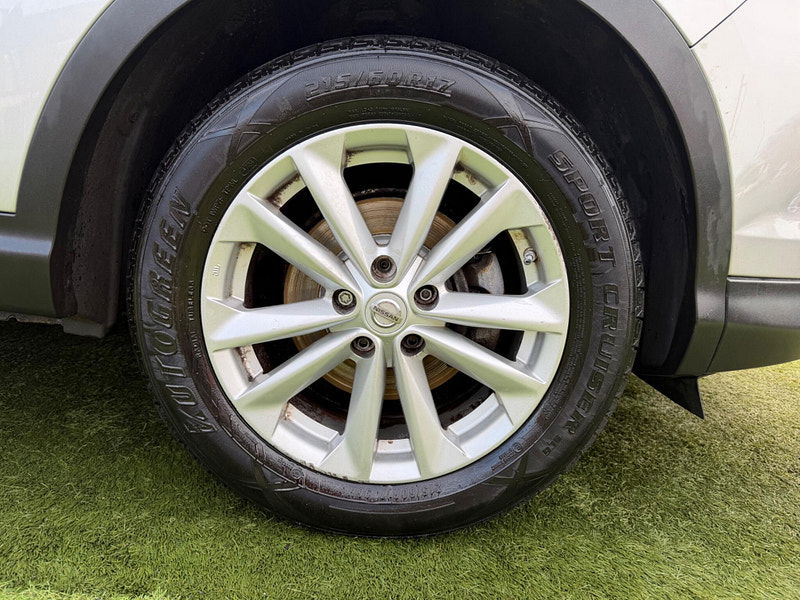 Nissan Qashqai 1.2 DIG-T Acenta Premium SUV 5dr Petrol Manual 2WD Euro 5 (s/s) (115 ps) 5dr Manual 2026