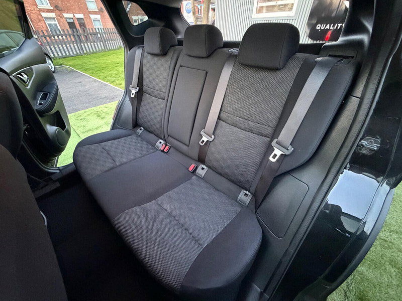 Nissan Qashqai 1.2 DIG-T Acenta SUV 5dr Petrol Manual 2WD Euro 6 (s/s) (115 ps) 5dr Manual 2026