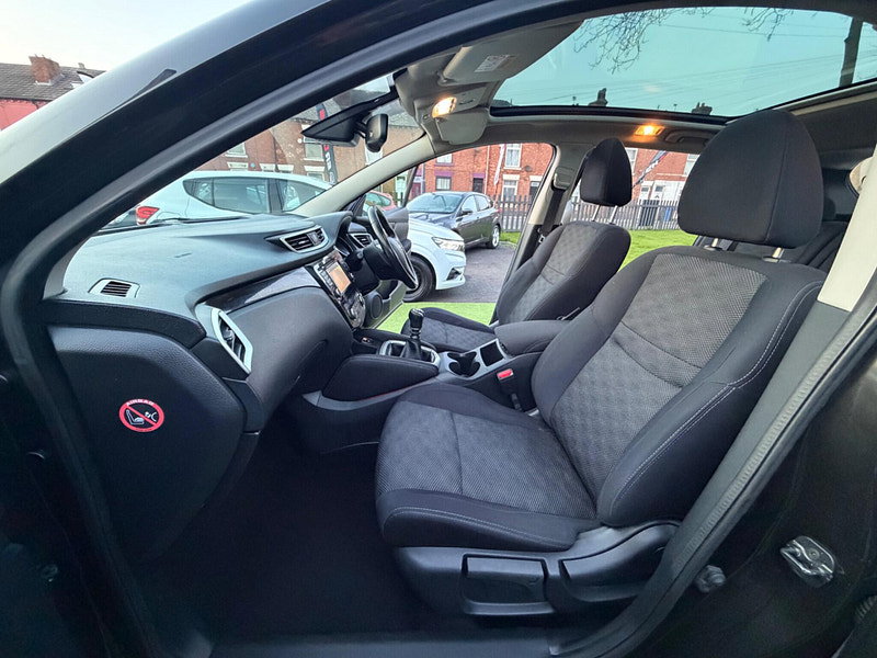 Nissan Qashqai 1.2 DIG-T Acenta SUV 5dr Petrol Manual 2WD Euro 6 (s/s) (115 ps) 5dr Manual 2026