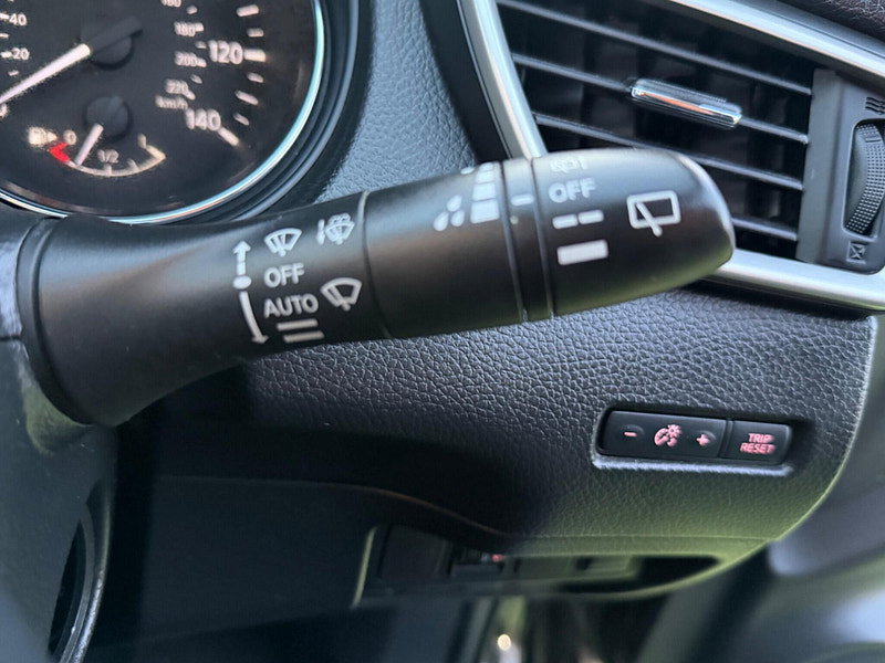 Nissan Qashqai 1.2 DIG-T Acenta SUV 5dr Petrol Manual 2WD Euro 6 (s/s) (115 ps) 5dr Manual 2026