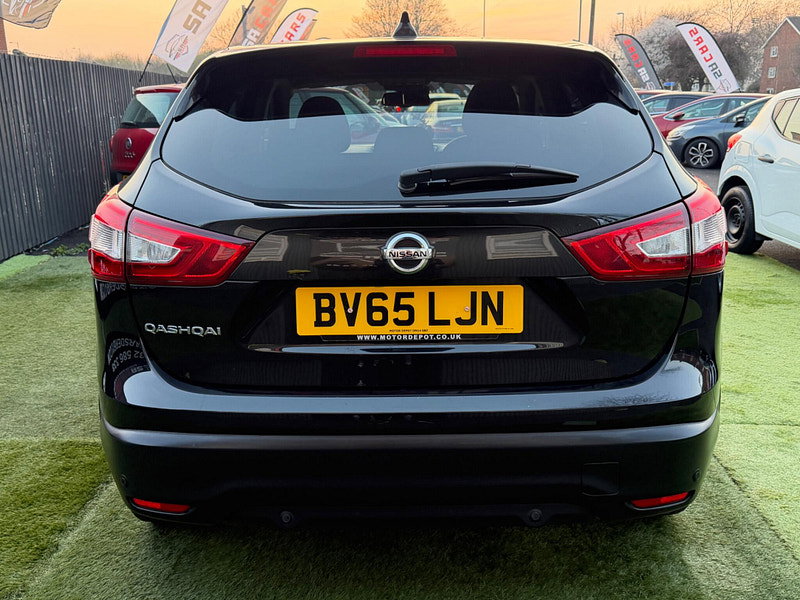 Nissan Qashqai 1.2 DIG-T Acenta SUV 5dr Petrol Manual 2WD Euro 6 (s/s) (115 ps) 5dr Manual 2026