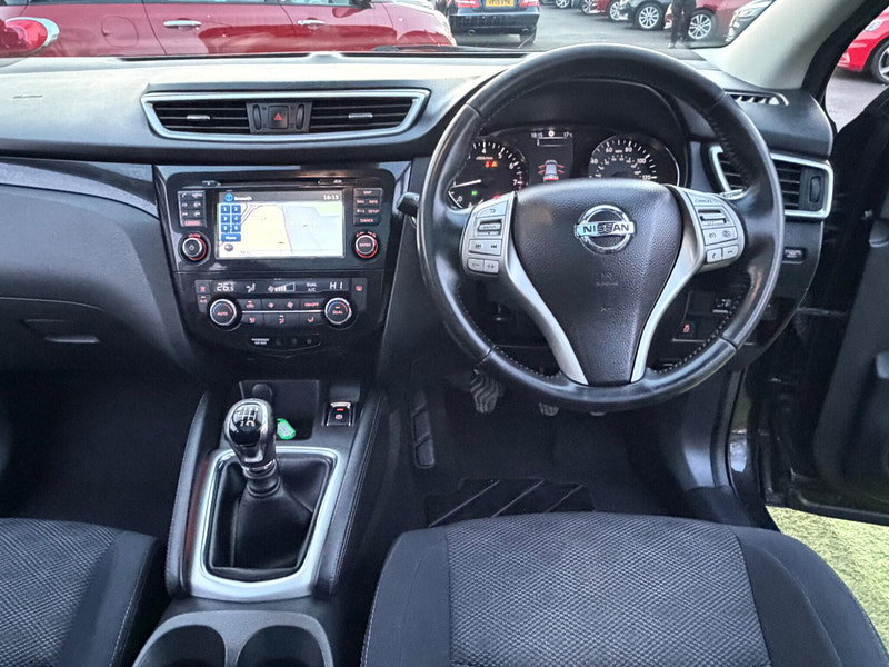 Nissan Qashqai 1.2 DIG-T Acenta SUV 5dr Petrol Manual 2WD Euro 6 (s/s) (115 ps) 5dr Manual 2026