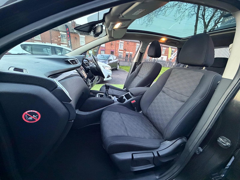 Nissan Qashqai 1.2 DIG-T Acenta SUV 5dr Petrol Manual 2WD Euro 6 (s/s) (115 ps) 5dr Manual 2026