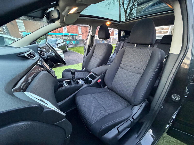 Nissan Qashqai 1.2 DIG-T Acenta SUV 5dr Petrol Manual 2WD Euro 6 (s/s) (115 ps) 5dr Manual 2026