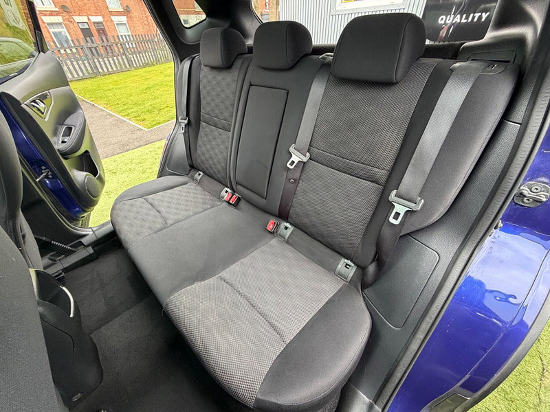 Nissan Qashqai 1.2 DIG-T N-Connecta SUV 5dr Petrol Manual 2WD Euro 6 (s/s) (115 ps) 5dr Manual 2026