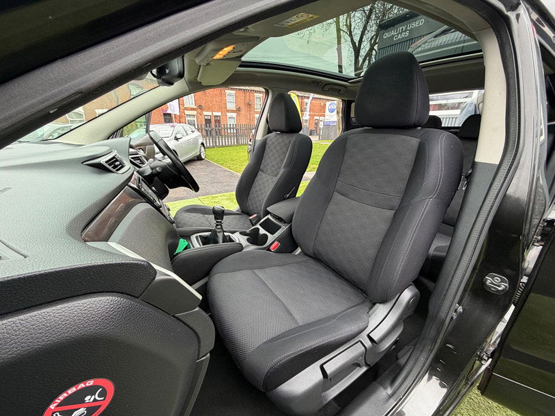 Nissan Qashqai 1.2 DIG-T N-Connecta SUV 5dr Petrol Manual 2WD Euro 6 (s/s) (115 ps) 5dr Manual 2026