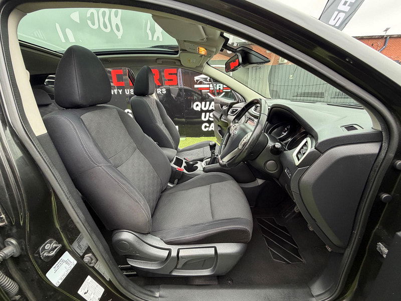 Nissan Qashqai 1.2 DIG-T N-Connecta SUV 5dr Petrol Manual 2WD Euro 6 (s/s) (115 ps) 5dr Manual 2026