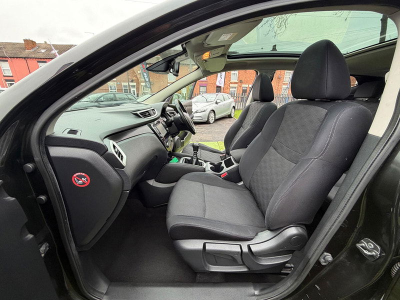 Nissan Qashqai 1.2 DIG-T N-Connecta SUV 5dr Petrol Manual 2WD Euro 6 (s/s) (115 ps) 5dr Manual 2026