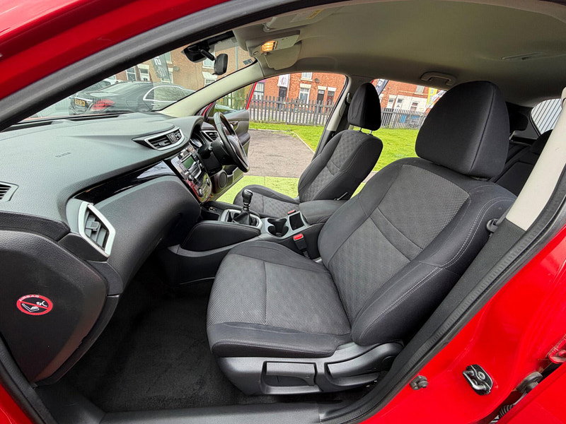 Nissan Qashqai 1.5 dCi Acenta SUV 5dr Diesel Manual 2WD Euro 6 (s/s) (110 ps) 5dr Manual 2026