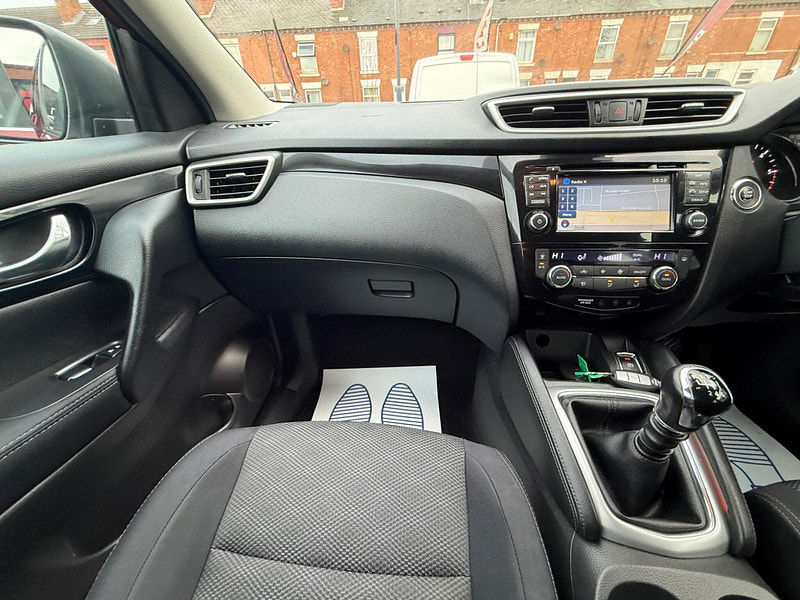 Nissan Qashqai 1.5 dCi n-tec SUV 5dr Diesel Manual 2WD Euro 5 (s/s) (110 ps) 5dr Manual 2025