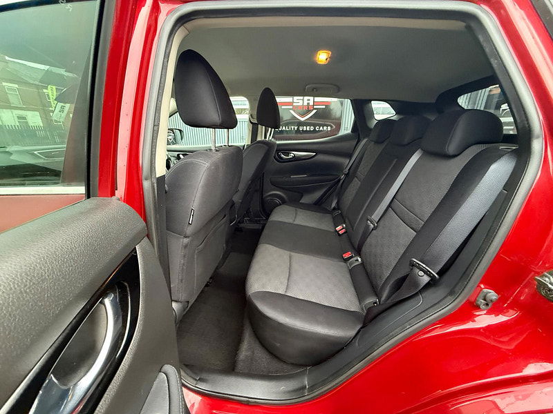 Nissan Qashqai 1.5 dCi n-tec SUV 5dr Diesel Manual 2WD Euro 5 (s/s) (110 ps) 5dr Manual 2025