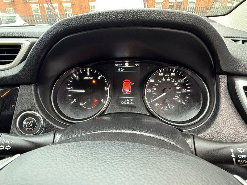 Nissan Qashqai 1.5 dCi n-tec SUV 5dr Diesel Manual 2WD Euro 5 (s/s) (110 ps) 5dr Manual 2025