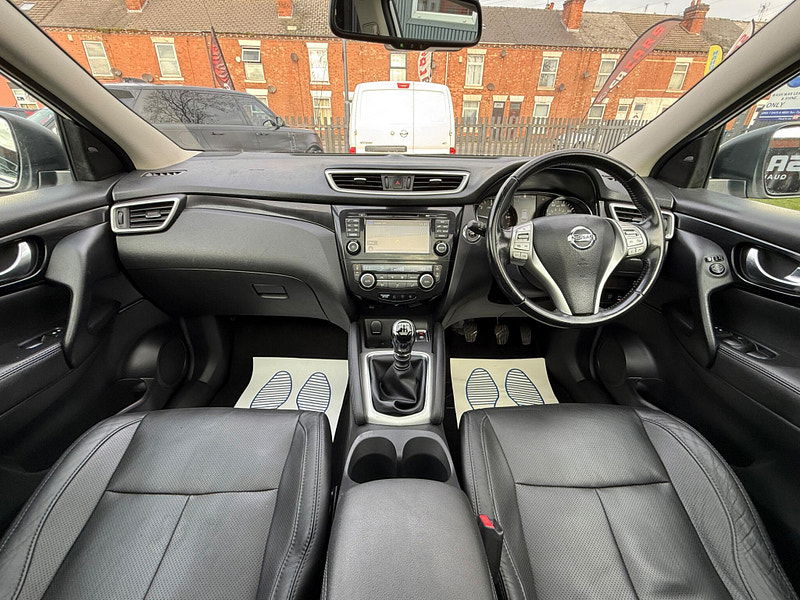 Nissan Qashqai 1.5 dCi Tekna SUV 5dr Diesel Manual 2WD Euro 5 (s/s) (110 ps) 5dr Manual 2025