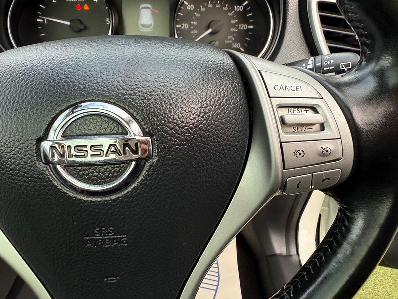 Nissan Qashqai 1.5 dCi Tekna SUV 5dr Diesel Manual 2WD Euro 5 (s/s) (110 ps) 5dr Manual 2025