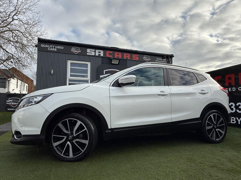Nissan Qashqai 1.5 dCi Tekna SUV 5dr Diesel Manual 2WD Euro 5 (s/s) (110 ps) 5dr Manual 2025