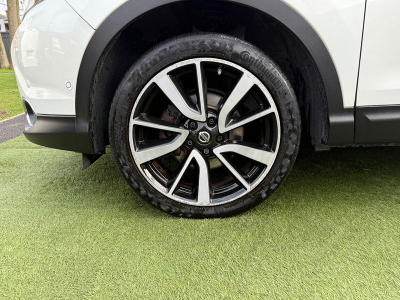 Nissan Qashqai 1.5 dCi Tekna SUV 5dr Diesel Manual 2WD Euro 5 (s/s) (110 ps) 5dr Manual 2025