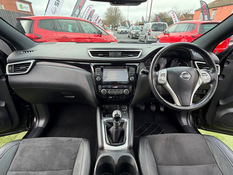 Nissan Qashqai 1.6 dCi N-Vision SUV 5dr Diesel Manual 4WD Euro 6 (s/s) (130 ps) 5dr Manual 2026